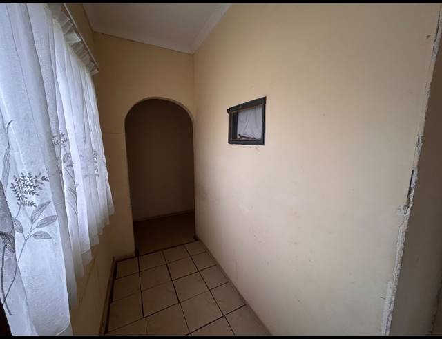5 BEDROOM HOUSE FOR SALE IN VANDERBIJLPARK CW 3